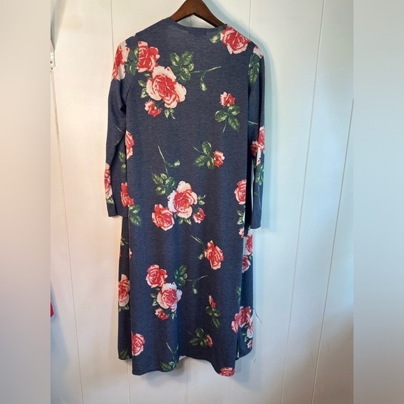LulaRoe Women’s Navy and Pink Floral Open Cardigan Size Small - Picture 7 of 12
